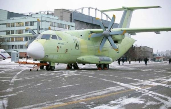 Источник: новейший военный транспортник Ил-112В получил разрешение на полет