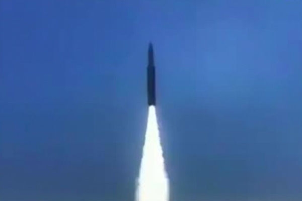 Сбившая спутник Земли ракета попала на видео
