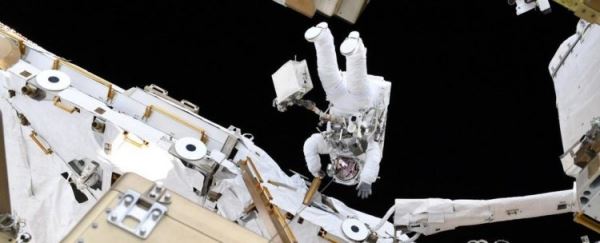 NASA отменило первый в истории выход в открытый космос женского дуэта