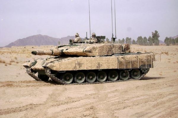 Опозорившиеся в Сирии танки Leopard 2 получили "реактивную броню"